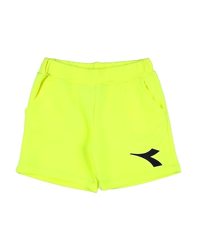 DIADORA ショートパンツ＆バミューダパンツ ライムグリーン ポリエステル 75% / コットン 25%