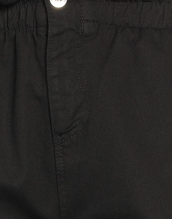 BRAND UNIQUE Шорты и бермуды