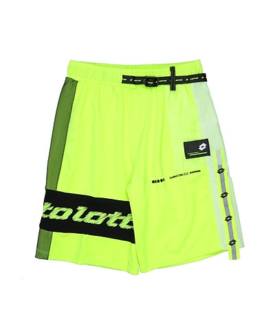 LOTTO Shorts & Bermuda Verde lime 90% Poliestere, 10% Fibre elastiche