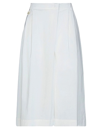 LORENA ANTONIAZZI Casual pants White 97% Cotton, 3% Elastane