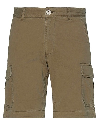 WOOLRICH Shorts & Bermuda Military green 98% Cotton, 2% Elastane