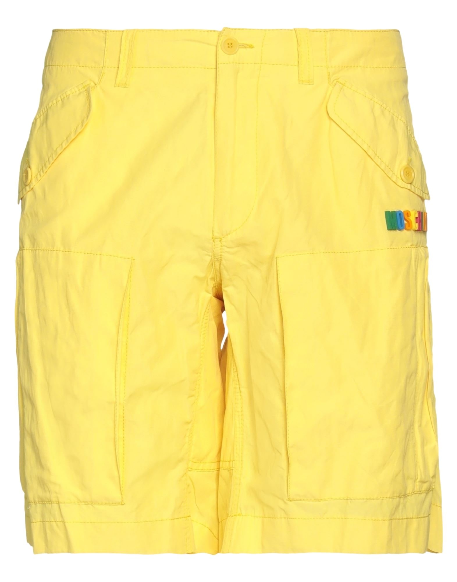 MOSCHINO - Shorts & Bermuda Shorts