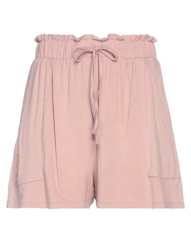 PIECES Shorts & Bermuda Cipria 95% Viscosa, 5% Elastan