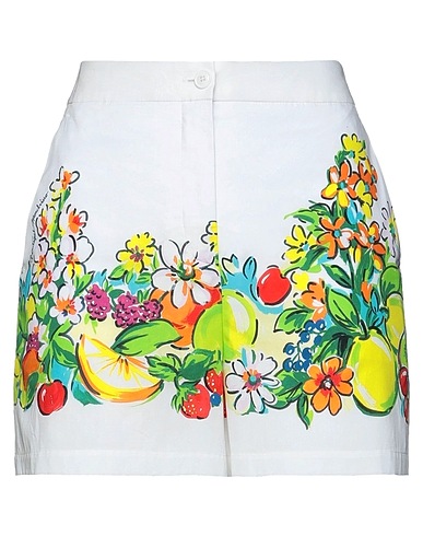 BOUTIQUE MOSCHINO Shorts & Bermuda White 100% Cotton