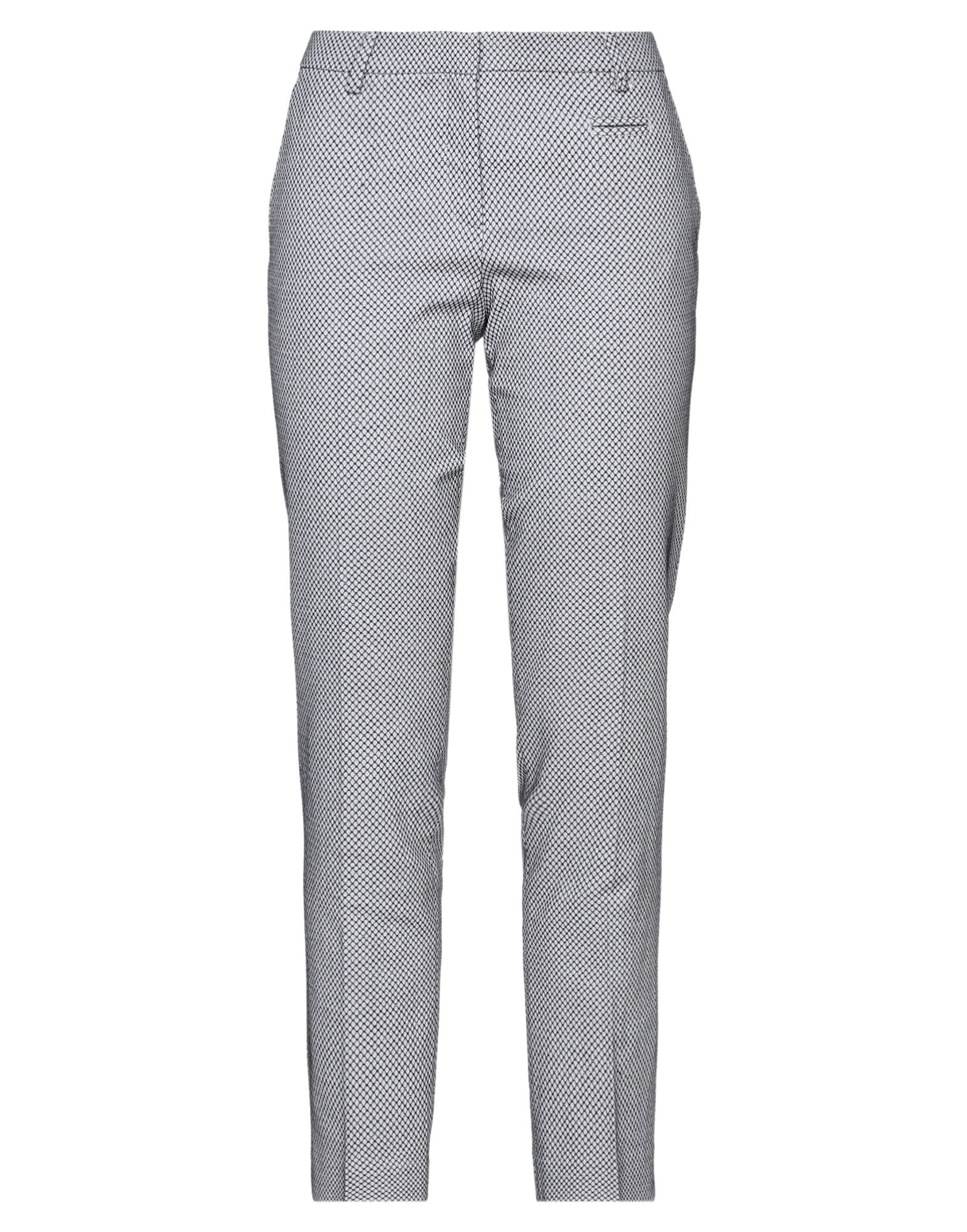 TRUE ROYAL - Pantalons