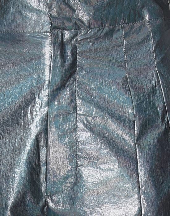 MUSÉE Шорты и бермуды