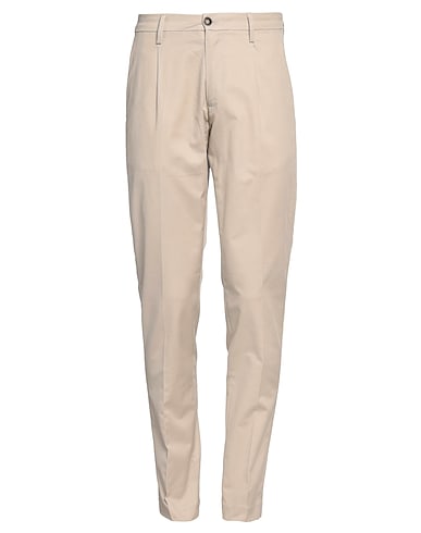 LIU •JO MAN Chino 81% Coton, 18% Lin, 1% Élasthanne