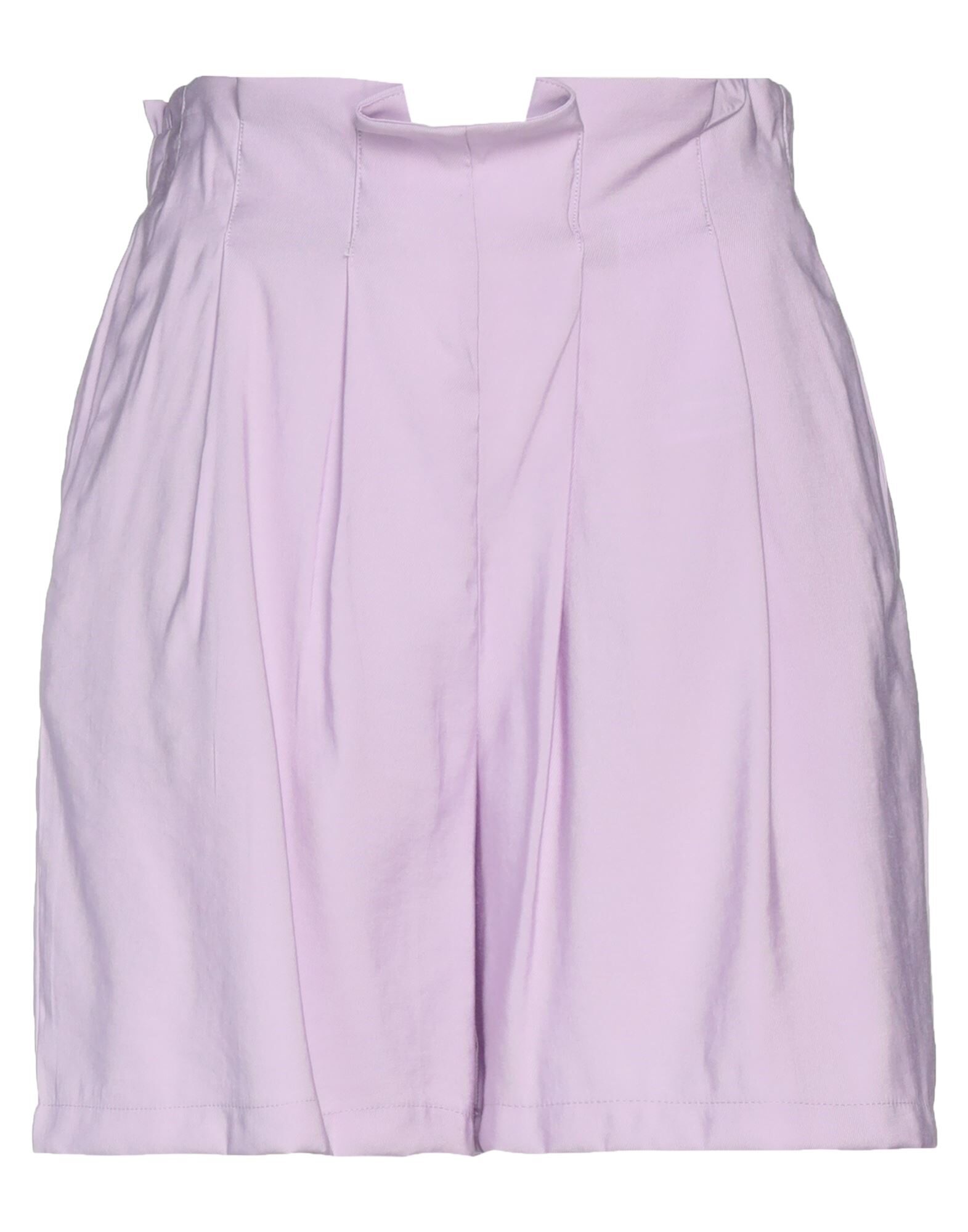 PIECES - Шорты и бермуды