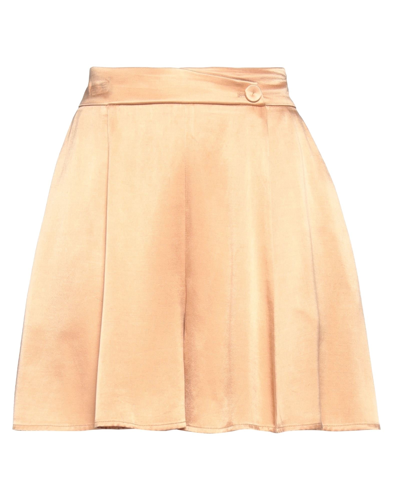 NENETTE - Shorts & Bermuda Shorts