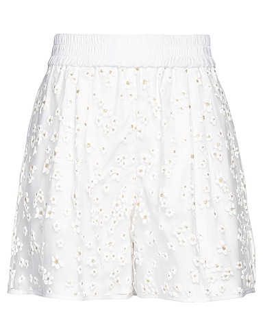 GINA GORGEOUS Shorts & Bermuda White 100% Polyester, Cotton