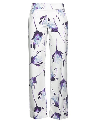 MAISON LAVINIATURRA Casual trouser White 97% Cotton, 3% Elastane