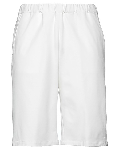 HEVÒ Shorts & Bermuda Light grey 67% Modal, 23% Polyamide, 10% Elastane
