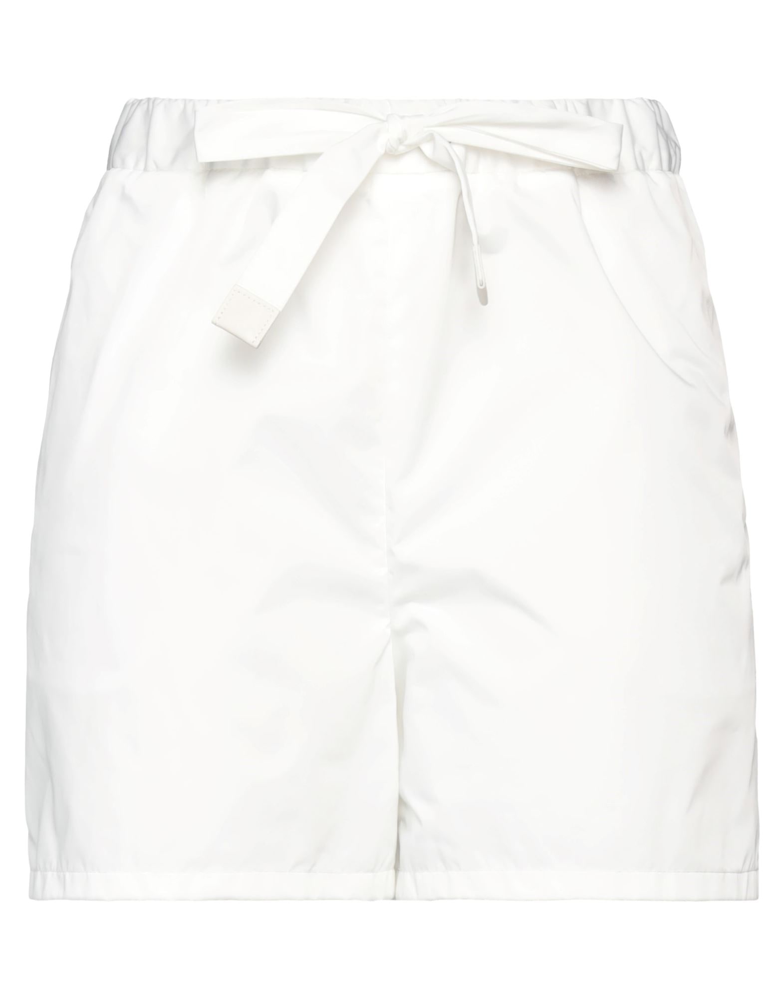 MONCLER - Shorts & Bermuda Shorts