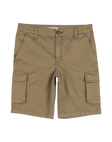 WOOLRICH Shorts & Bermuda Verde militare 97% Cotone, 3% Elastan