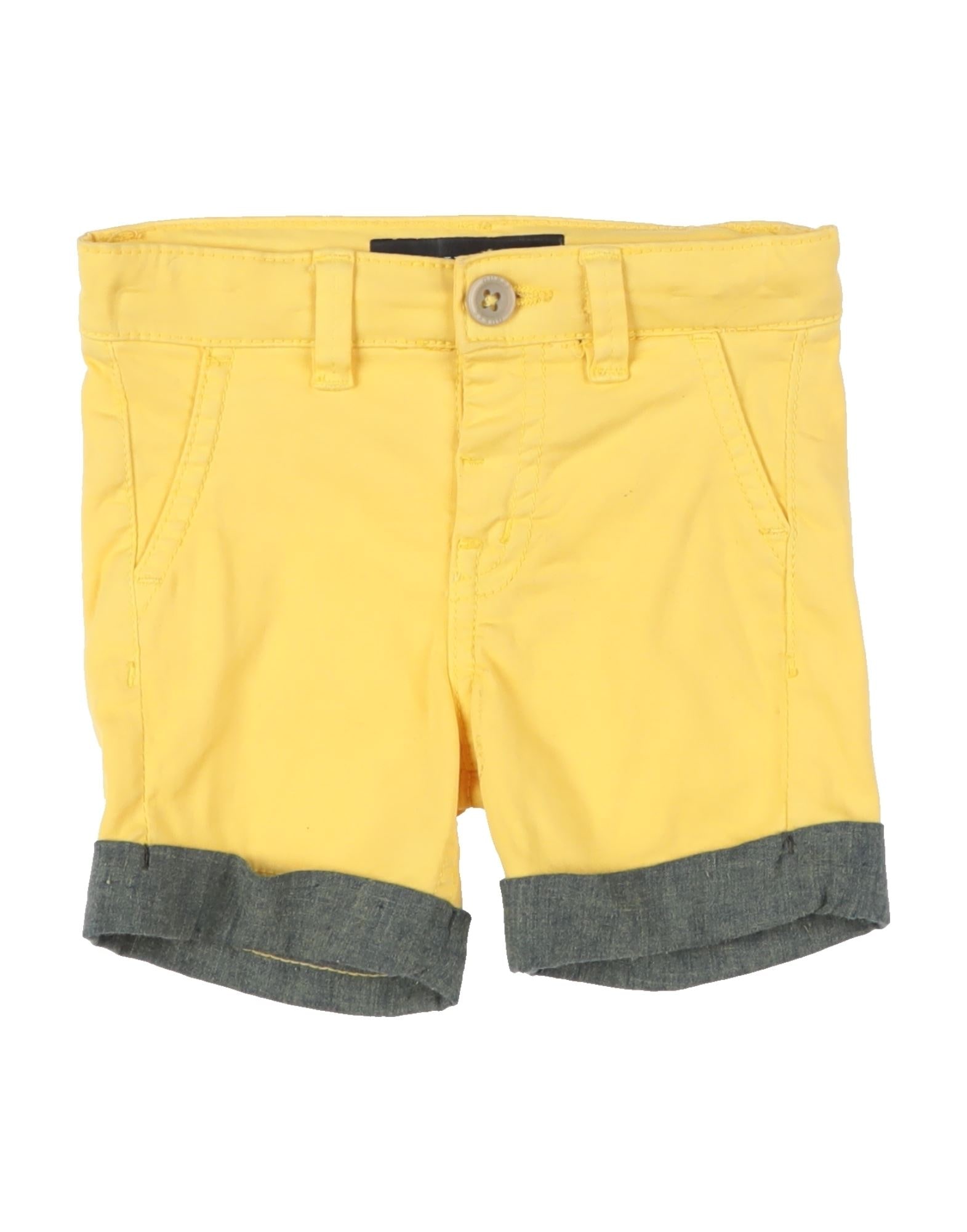 GUESS - Shorts & Bermuda Shorts