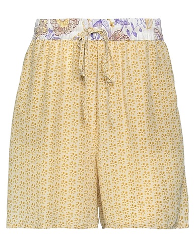 BEATRICE .B Shorts & Bermuda Sand 64% Viscose, 36% Silk