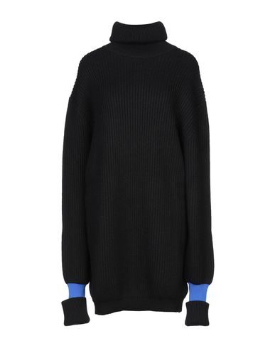 Click to view more detailed imagery on our partner's website Maison Margiela Turtleneck In Black