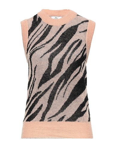 ATTIC AND BARN Jumper Blush 50% Mohair wool, 45% Polyamide, 5% Wool