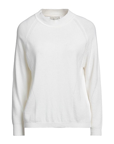 CROCHÈ Sweater White 47% Merino Wool, 30% Viscose, 15% Cashmere, 8% Polyamide