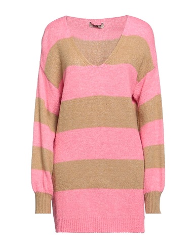 TSD12 Jumper Sand 57% Acrylic, 29% Polyamide, 7% Wool, 7% Viscose