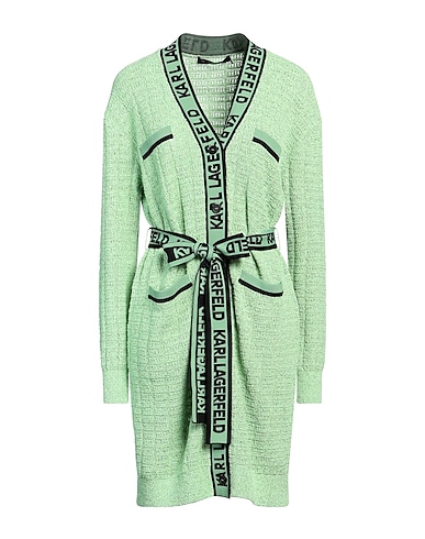 KARL LAGERFELD Cardigan FEMININE BOUCLE CARDIGAN
50% Polyester, 37% Acrylique, 7% Viscose, 5% Nylon, 1% Élasthanne