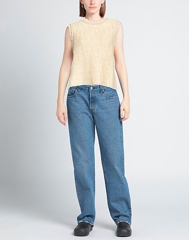 Sleeveless sweater
