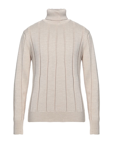 OUT/FIT Turtleneck 50% Merino Wool, 50% Acrylic