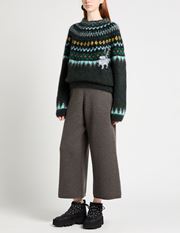 KNITWEAR