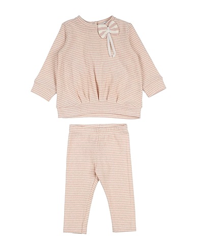 ZOOM LEO E LILLY BON TON - Outfits