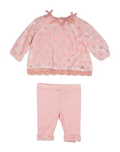 TWINSET