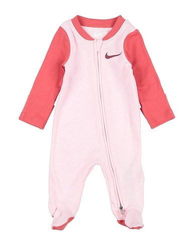 NIKE Tutina Baby  E1D1 AOP FOOTED COVERALL
 Rosa 60% Cotone, 40% Poliestere