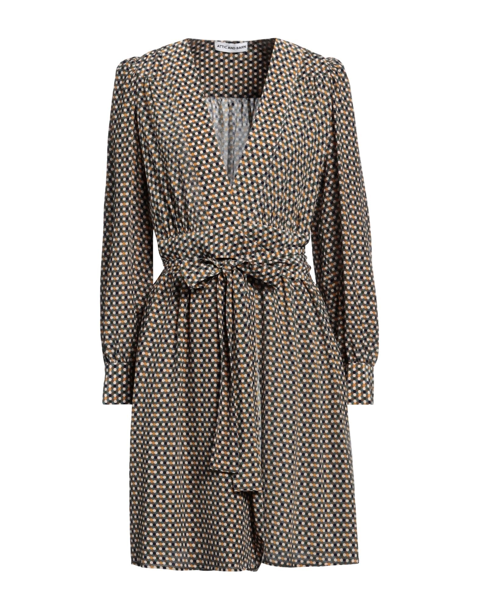 ATTIC AND BARN - Robes courtes