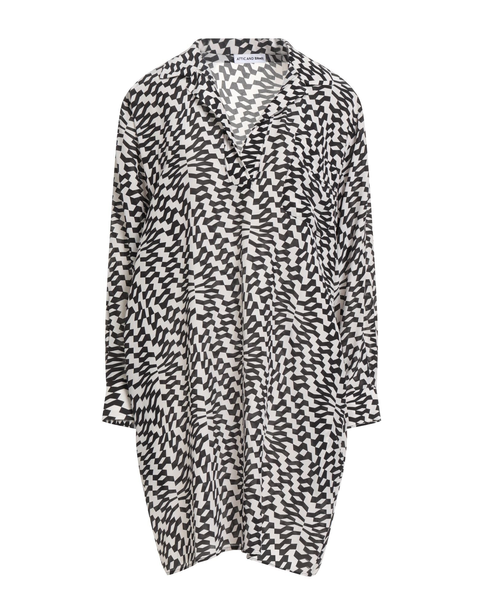 ATTIC AND BARN - Vestiti corti