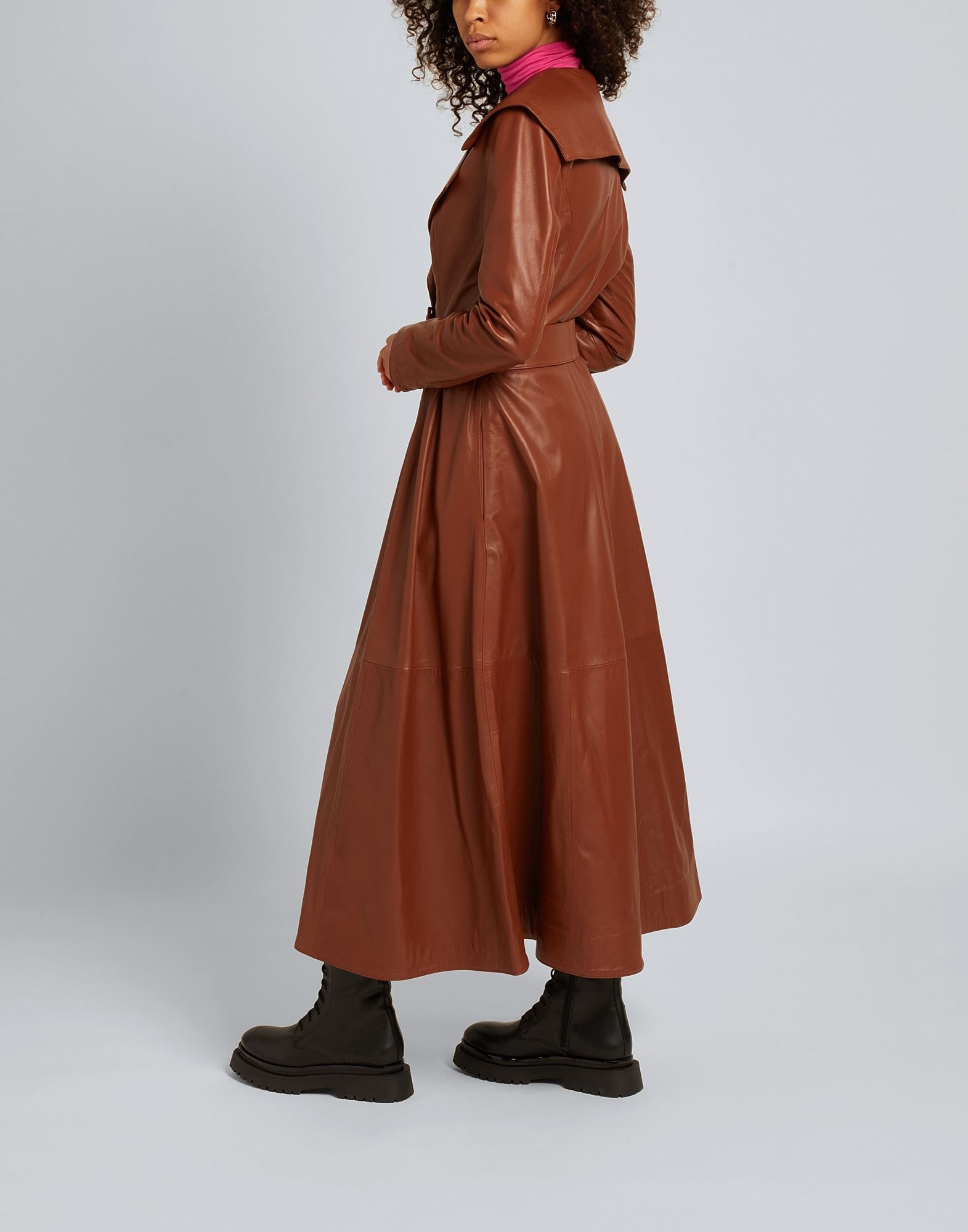 LEATHER FULL-SKIRT TRENCH COAT | レザーブルゾン ブラウン