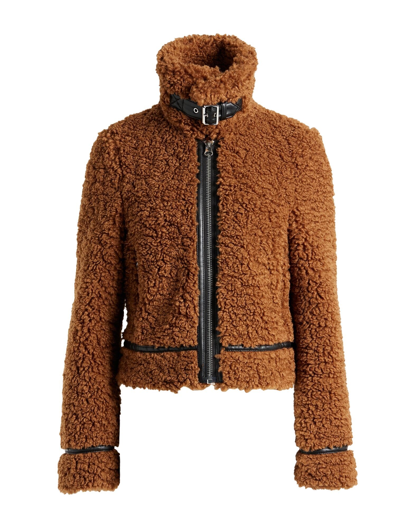 STAND STUDIO - Moutons et fausses fourrures