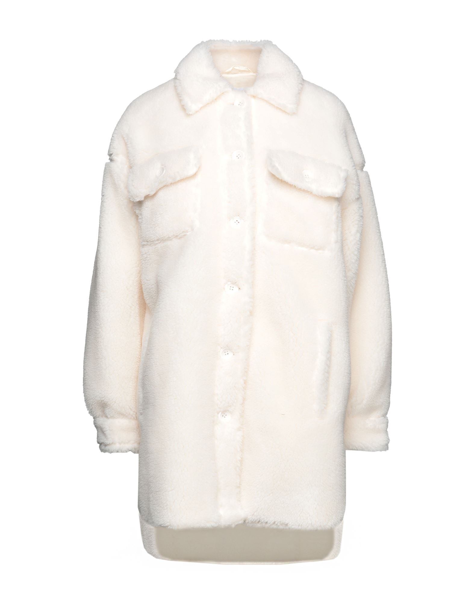 STAND STUDIO - Moutons et fausses fourrures