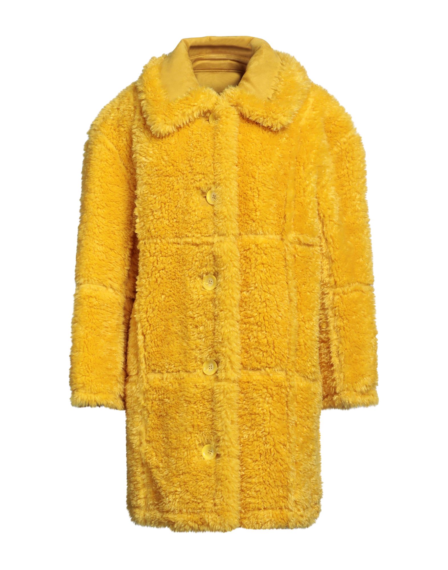 STAND STUDIO - Moutons et fausses fourrures