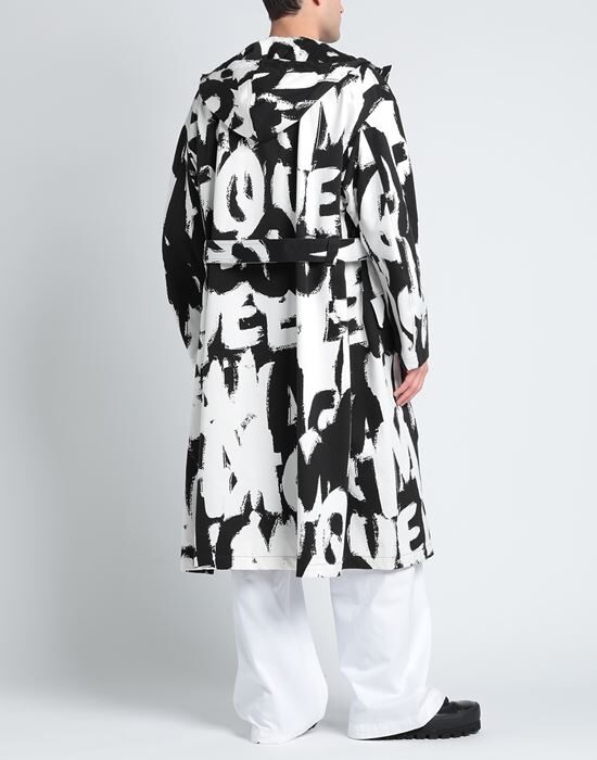 MCQUEEN Плащи и тренчи