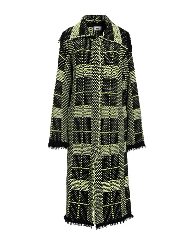 B.YU Coat Black 60% Acrylic, 15% Alpaca wool, 15% Wool, 10% Viscose