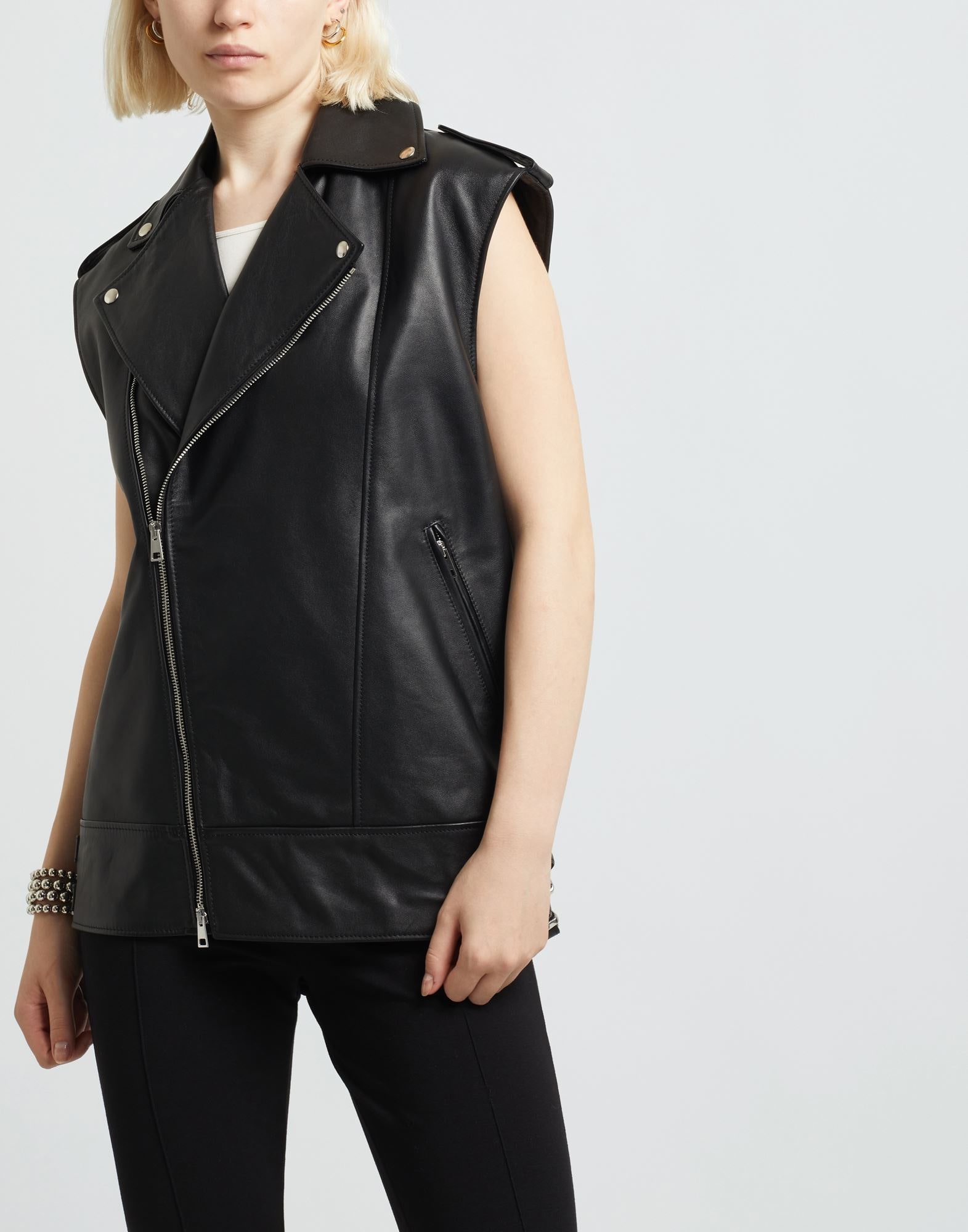 momoです。room306contemporary vest room306 CONTEMPORARY Quilted Vest