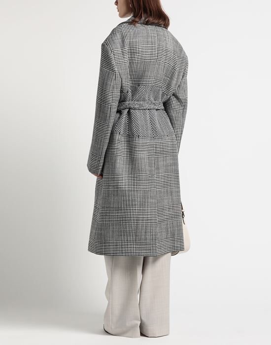 TOM FORD Пальто