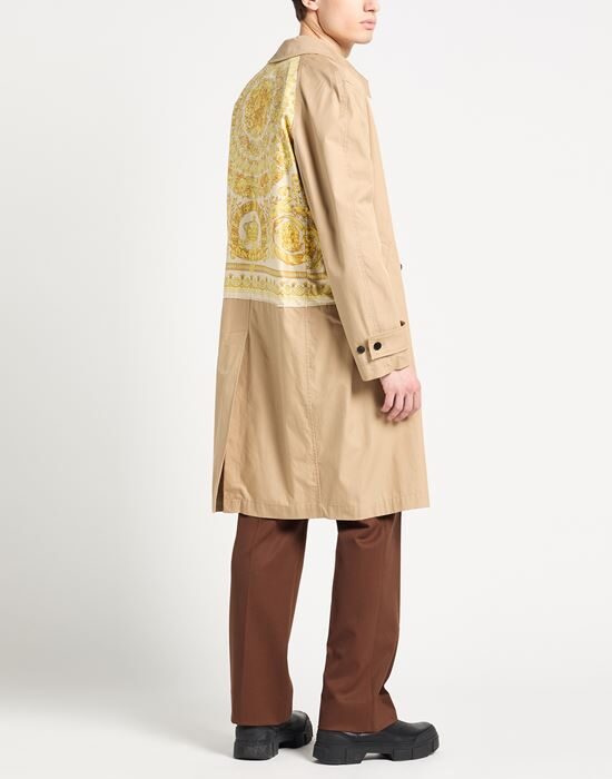 VERSACE Плащи и тренчи
