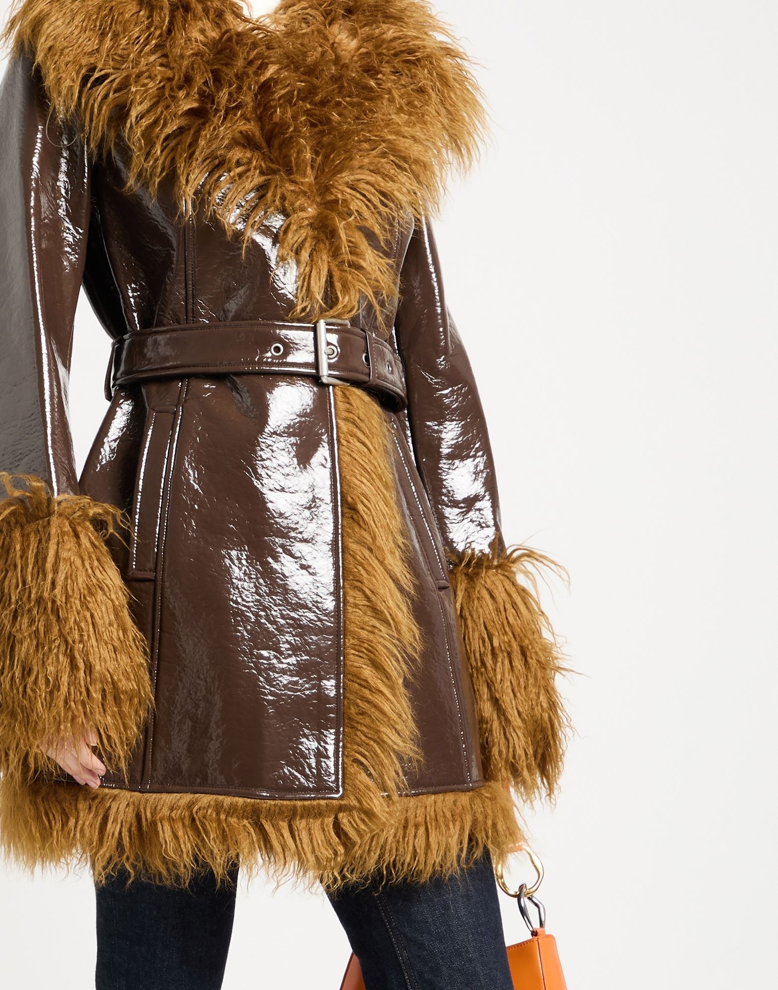 ゆ*こ様 DIESEL ファーコート DIESEL（ディーゼル） フェイクファーコート レディース 総柄花柄裏地