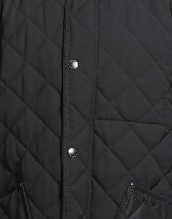 BURBERRY Пуховики и куртки на синтепоне