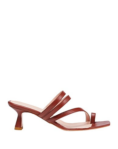 8 by YOOX Flip flops LEATHER SQUARE TOE-POST SANDAL 50
 Tan 100% Ovine leather