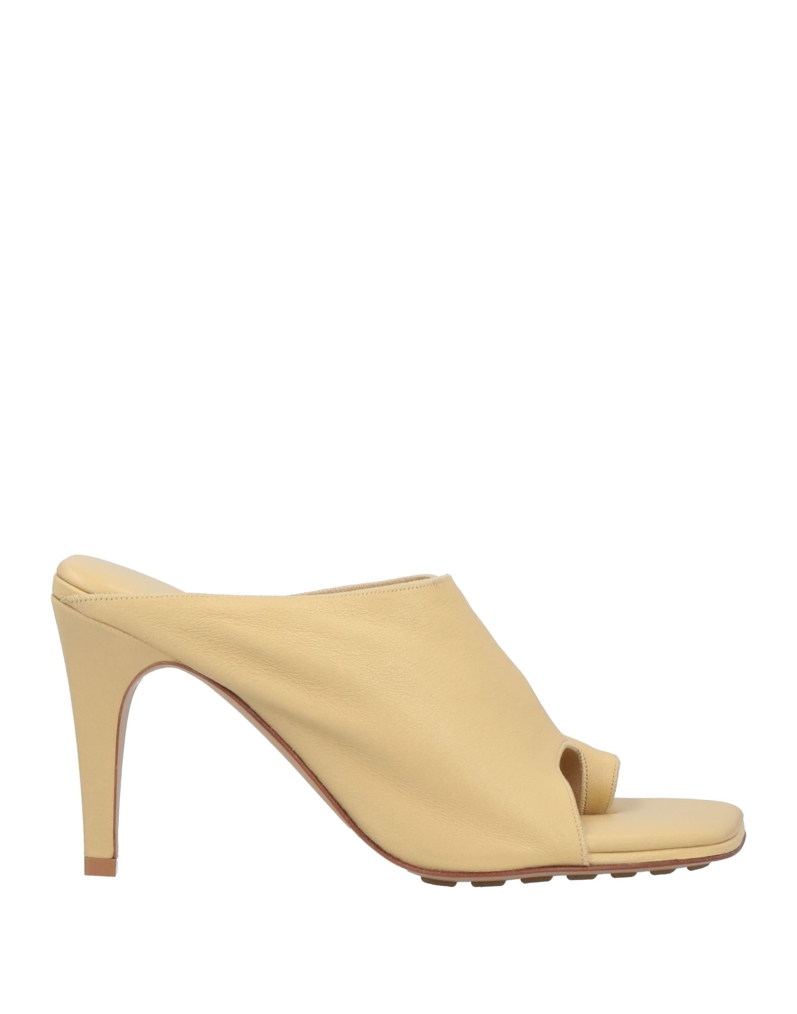 BOTTEGA VENETA - Thong sandals