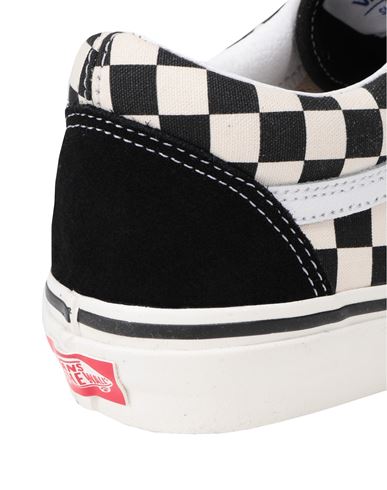 Vans Ua Og Old Skool Checkerboard Sneakers In Black