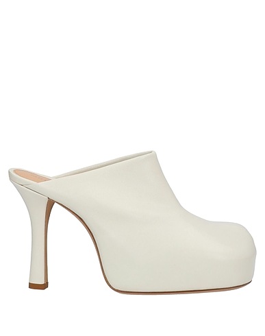 BOTTEGA VENETA Mules and clogs Ivory Lambskin
