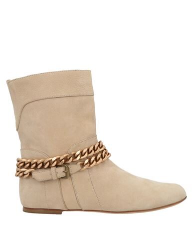 Vicini Tapeet Ankle Boots In Sand