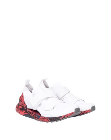 ADIDAS BY STELLA MCCARTNEY photo